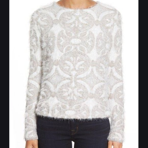 NIC+ZOE Sweaters - Nic+Zoe feather fuzzy sweater